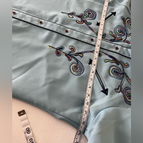 Vintage H bar C rose western shirt blue size-16 1/2  
CALIFORIVIA RANCHWEAR - Picture 9 of 11